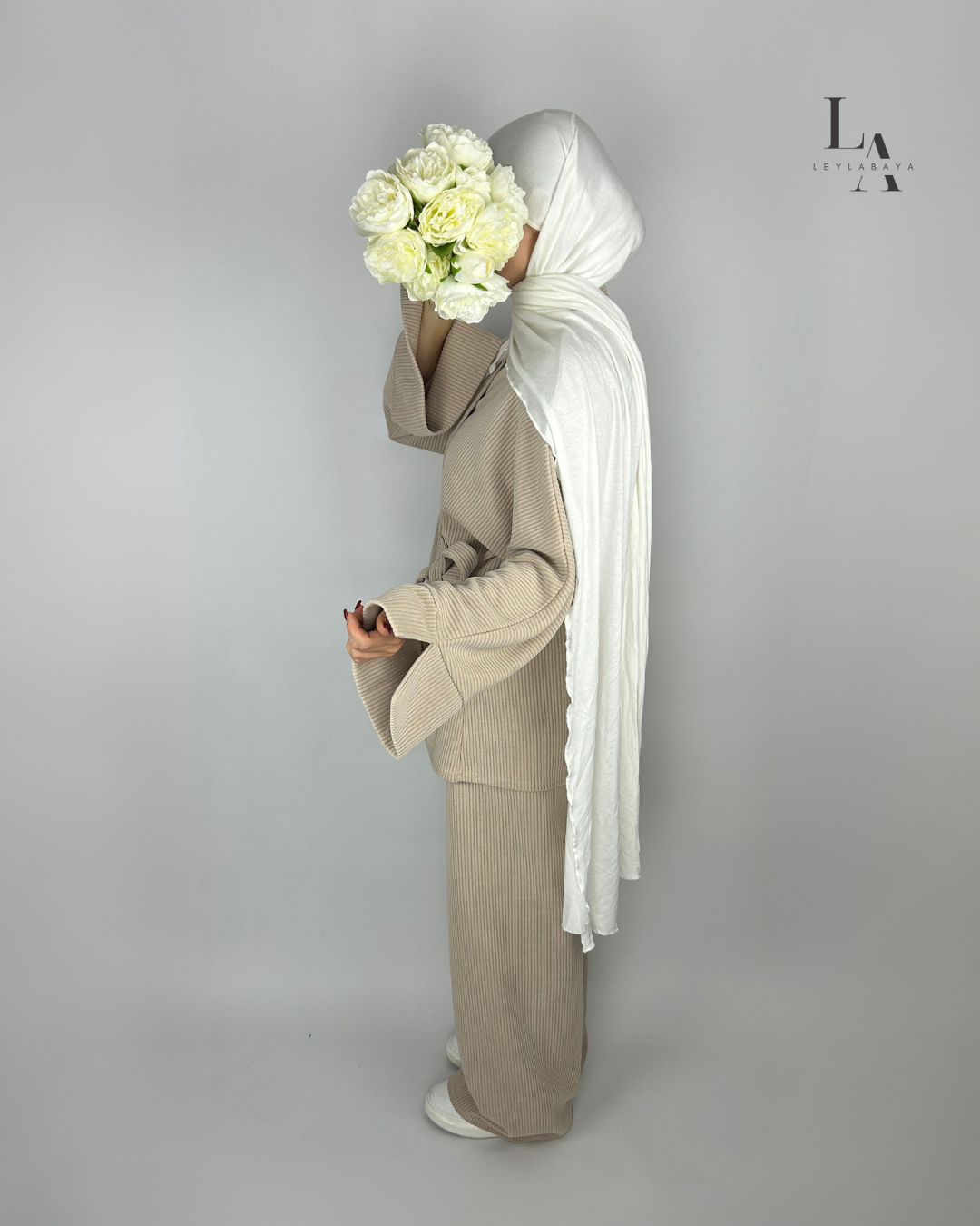 2-TEILER NADIRA